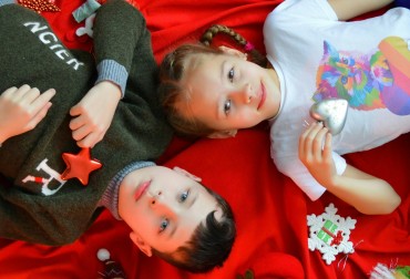 Decorazioni natalizie per bambini: come rendere speciale l'atmosfera in casa