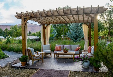 Guida all'acquisto del pergolato perfetto per il tuo terrazzo
